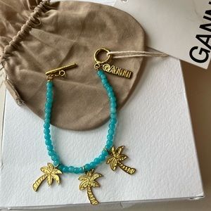 Ganni coconut bracelet Brand New w tags/ jewelry pouch Cute beach vibe Vacation